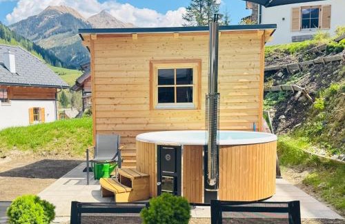 Donnersbachwald House | Alpenjoy Lodge: Guest Rated 9.8, Pet & Child Friendly Stay