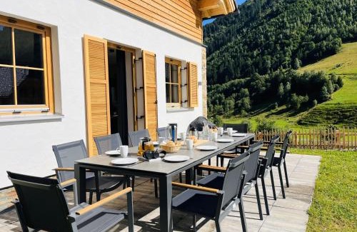 Donnersbachwald House | Alpenjoy Lodge: Guest Rated 9.8, Pet & Child Friendly Stay