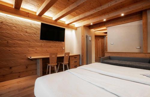 Sappada Bed & Breakfast | Explore AlpenLieben B&B: Family-Friendly Retreat with 9.4/10 Score
