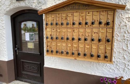 Pinswang Bed & Breakfast | Oceanfront Comfort at Alpenmotel Säuling - Guest Rated 8.2