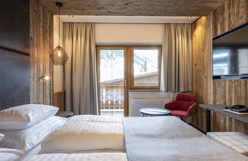 Galtur Hotel | Experience Alpenresort Fluchthorn: Pool, Spa & 4-Star Comfort