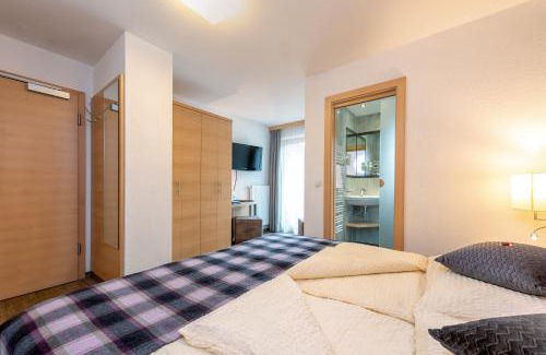 Mayrhofen Apartment | Experience Alpenresort Thanner: Spa Retreat with 9.3 Rating