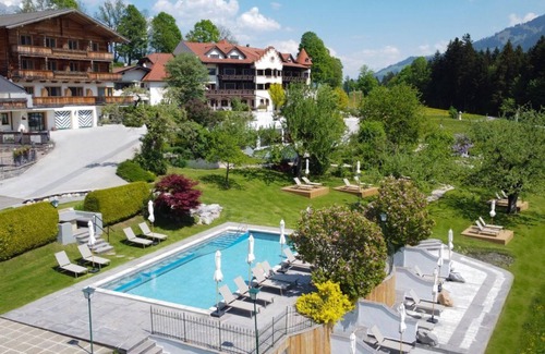 Soell Apartment | Comfortable Family Rooms at Hotel AlpenSchlössl Await You