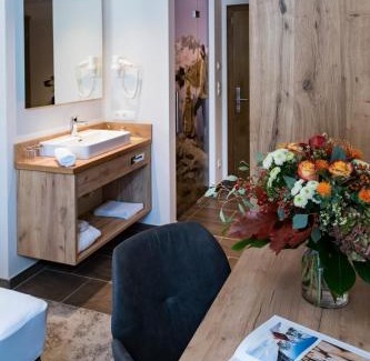 Mutterbergalm Hotel | Comfortable Alpensporthotel Mutterberg with Hot Tub & Breakfast