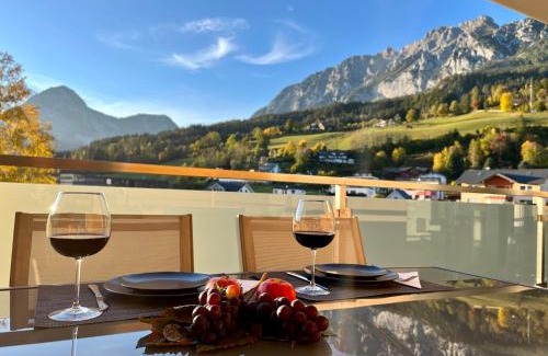 Groebming Apartment | Discover Alpin Art Appartements: Rated 10/10 & Family-Friendly