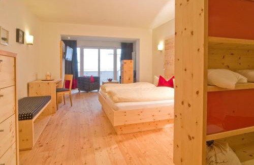 Nauders Hotel | Relax at Alpin Art & Spa Hotel Naudererhof - 8.8/10 Rated