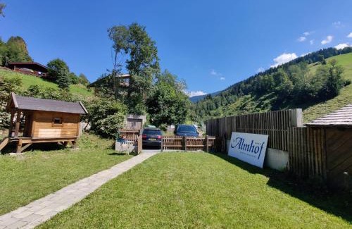 Maria Alm am Steinernen Meer Ski Chalet | Oceanfront Alpine Cottage Salzburg - Guest Rated 9.6/10