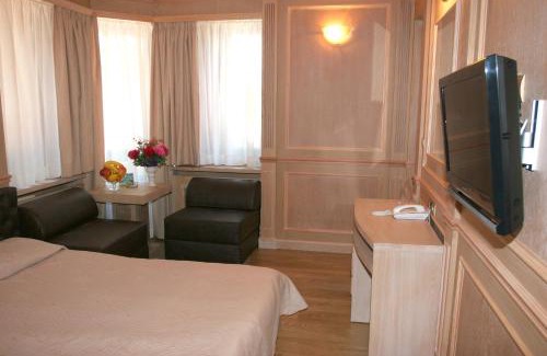 Borovets Hotel | Alpin Borovets: 4-Star Hotel with Pet-Friendly Amenities