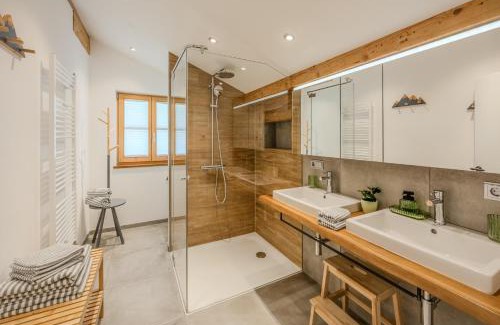 Klosterle Apartment | Experience Comfort at Alpin Chalet Kern – Guest Rated 9.8