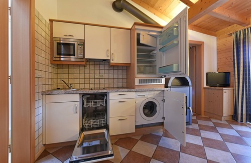 Siusi Apartment | Convenient Stay at Alpin-Residence Amadeus Near Gondola