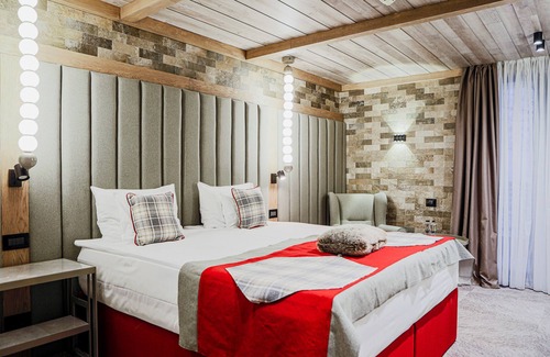 Poiana Brasov Hotel | Relax at Alpin Resort Hotel: 4-Star Spa & Family-Friendly Retreat