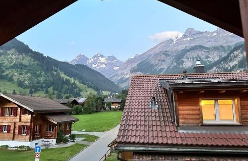 Blausee Apartment | Pet-Friendly Retreat at Alpina Apartment 2, Rated 8.4/10