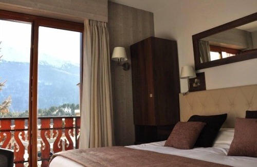 Aussois Hotel | Experience Comfort at Alpina Lodge Vanoise: Spa & Dining
