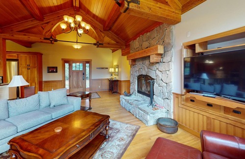 Tamarack Resort Condo | Discover Alpine Archway at Tamarack Resort: Family-Friendly Retreat