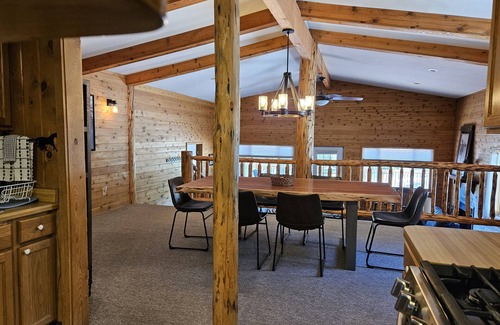 Nathrop Cabin | Family-Friendly Alpine Cabin with Resort Amenities