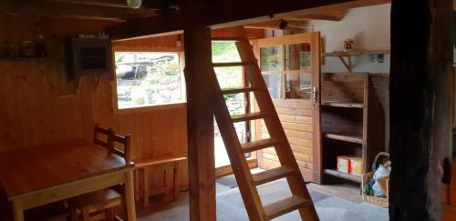 Nevache Ski Chalet | Family-Friendly Alpine Chalet in Névache's Scenic Valley