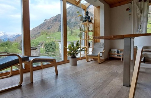 Schwanden House | Alpine Chalet with Mountain Views & Tranquillity