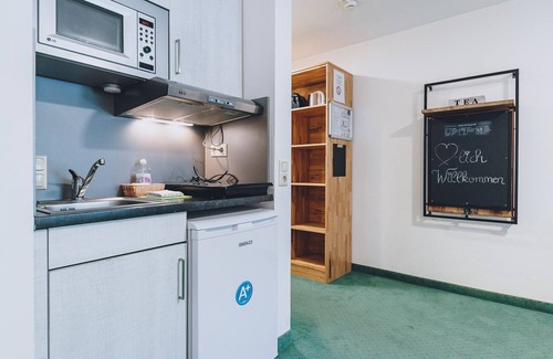 Zell am See Apartment | Modern Alpine City Living - Central Location with Great Amenities