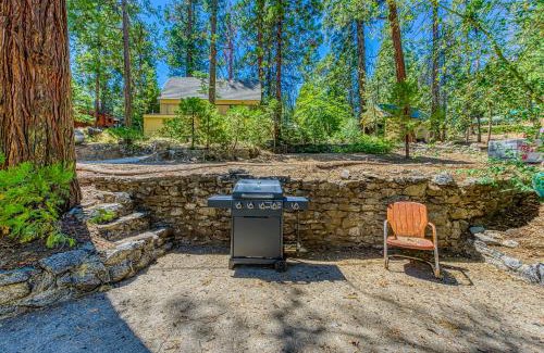 West Village House | Family-Friendly Alpine Cottage Rated 9.4/10 by Guests