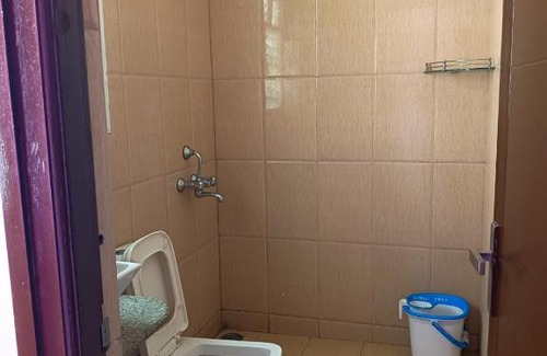 Krishnarajapura Apartment | Cozy Alpine Fiesta: Pet-Friendly 2BHK Home Stay with Pool
