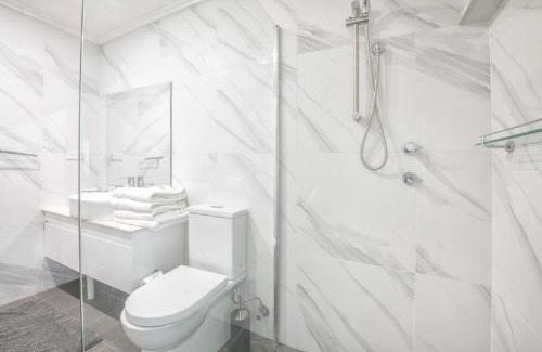 Jindabyne Apartment | Welcoming Alpine Gables: Family-Friendly Retreat Awaits