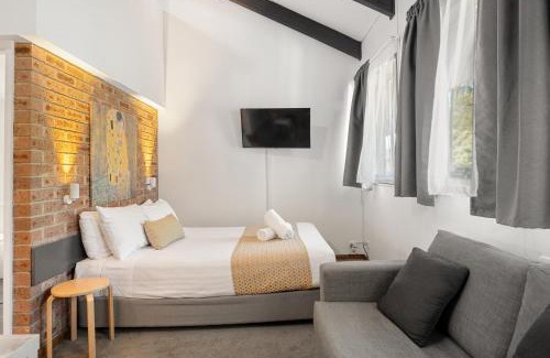 Jindabyne Apartment | Welcoming Alpine Gables: Family-Friendly Retreat Awaits