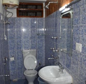 Gangtok House | Budget-Friendly Alpine Guest House - Perfect for Families