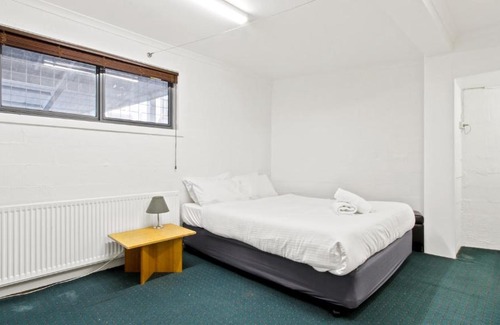 Hotham Heights House | Inviting Alpine Heights 11B with Private Pool and Spa
