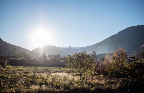 Urubamba Ski Chalet | Family-Friendly Alpine House Urubamba with Kitchen Amenities