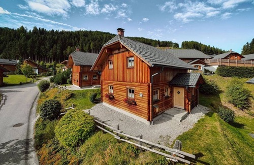 Pichl-Preunegg Cabin | Escape to the Alpine Hut "Enzian" with Spa and Ocean Views