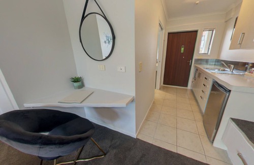 Taupo Hotel | Cozy Alpine Lake Motor Lodge: 4-Star Family Getaway