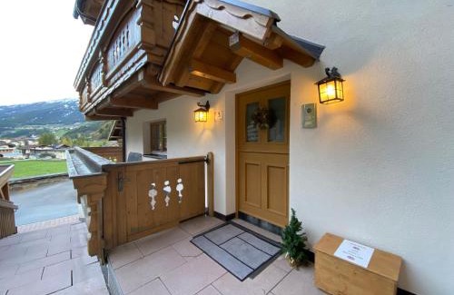 Soelden Ski Chalet | Pet-Friendly Alpine Lodge Sölden with Hot Tub & Pool