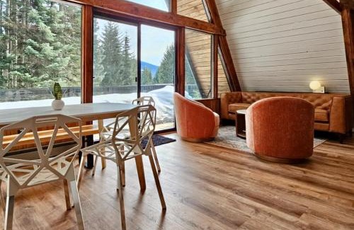 Hyak House | Discover the Alpine Modern A-Frame: Family-Friendly Escape