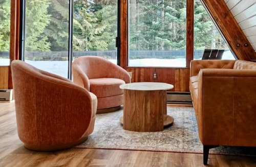 Hyak House | Discover the Alpine Modern A-Frame: Family-Friendly Escape