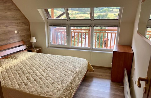 Beli Iskar Apartment | Alpine Nest: Guest Rated 9.8 & Steps to Ski Slopes