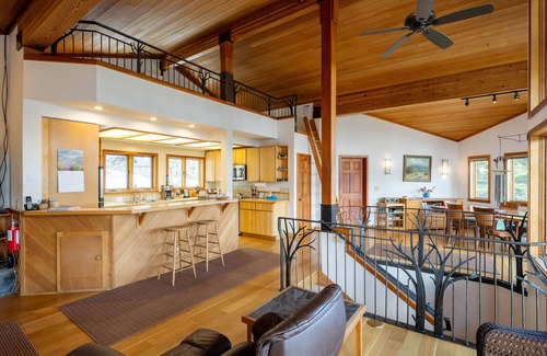 Twin Peaks House | Idyllic Alpine Retreat: Ward Canyon Home with Hot Tub & Views