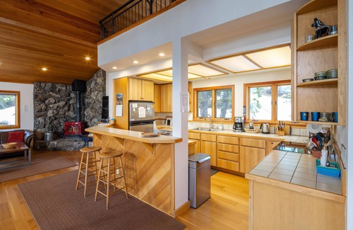 Twin Peaks House | Idyllic Alpine Retreat: Ward Canyon Home with Hot Tub & Views