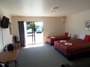 Kaikoura Hotel | Relaxing Ocean View at Alpine View Motel - 4-Star Retreat