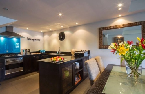 Queenstown House | Lakefront Apartment at Alpine Village - Rated 10/10 by Guests