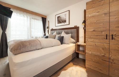 Weidach Apartment | Alpineas: Family-Friendly Retreat with 4-Star Comfort