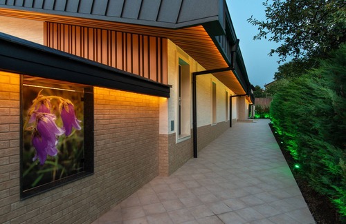 Banya House | AlpineBell Villa: Relaxing Mineral Pools & Spa Near Ski Area