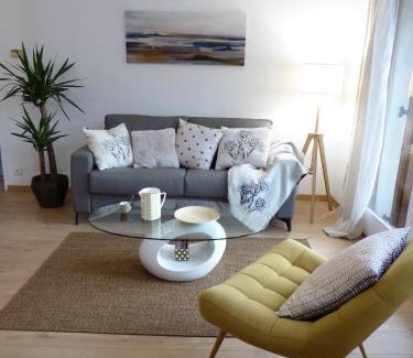 Bourg-Saint-Maurice Apartment | Alpines 2: Prime Location Near Funicular & Private Terrace