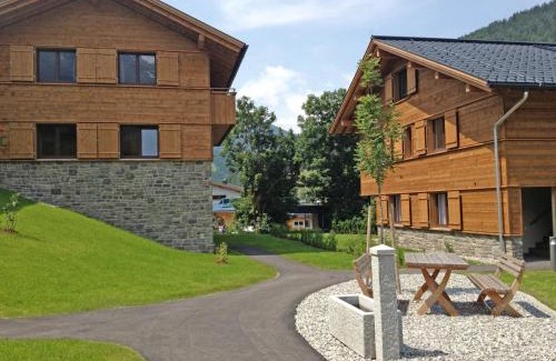 Matrei in Osttirol Apartment | Relaxing AlpinLodges Matrei: Pet Friendly & Poolside Retreat