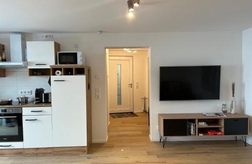 Martinszell Apartment | Alpinsuite: Modern Elegance with Hot Tub Amenities
