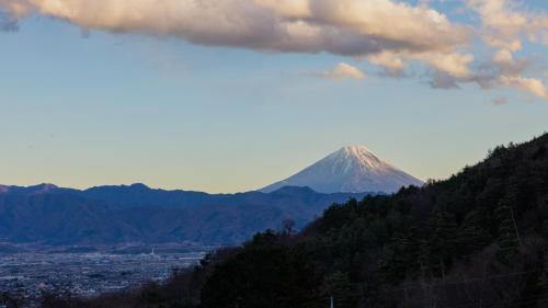 Minami-Alps Cabin | Experience ALPS LAPS with TENAR: Eco-Friendly Retreat Awaits