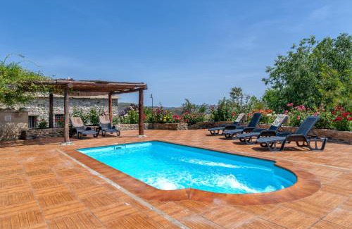 Atalbeitar Villa | Experience Alpujarra Sulayr: 4-Star Oceanfront Escape
