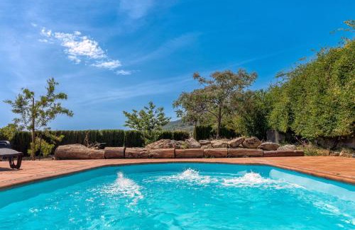 Atalbeitar Villa | Experience Alpujarra Sulayr: 4-Star Oceanfront Escape