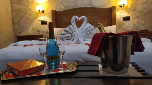 Escalonilla House | Discover Alquería Las Torres Near Toledo with Pool Access