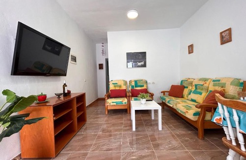 Alojera Apartment | Book Alquilaencanarias Plaza de Alojera: 9.5/10 Rated Stay