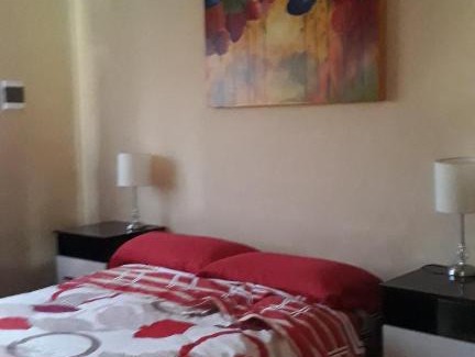 Comuna Estancia Vieja House | Comfortable Temporary Rentals with Inviting Pool Access